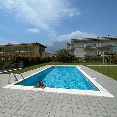 Апартаменти Garden & Pool Perugini Torbole Sul Garda Екстер'єр фото