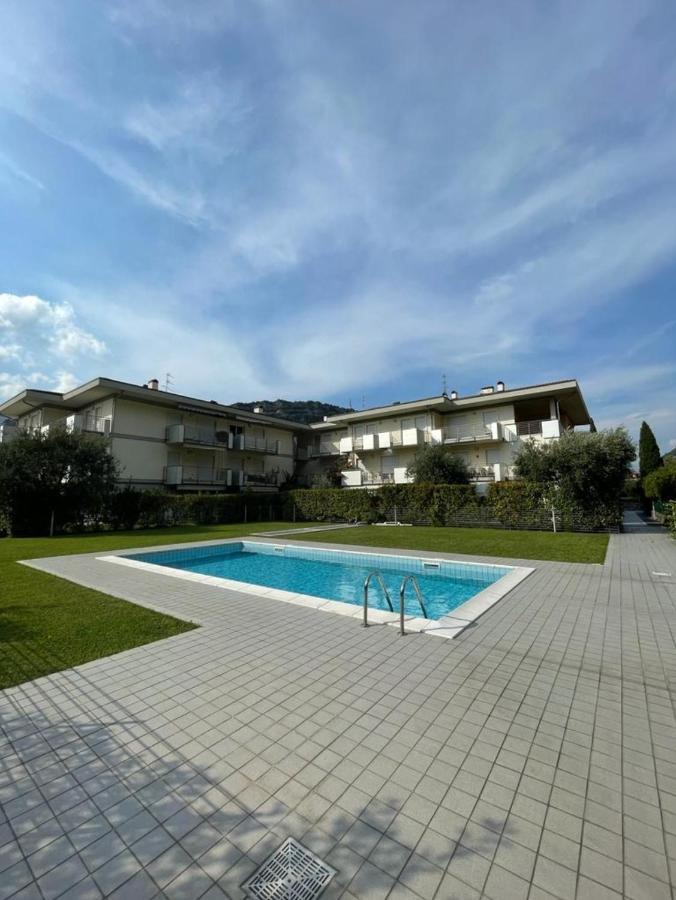 Апартаменти Garden & Pool Perugini Torbole Sul Garda Екстер'єр фото