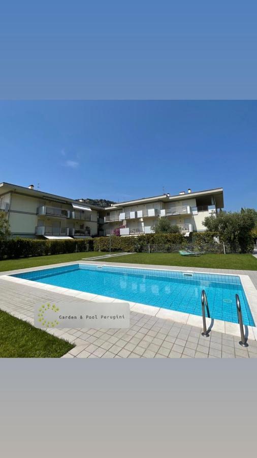 Апартаменти Garden & Pool Perugini Torbole Sul Garda Екстер'єр фото