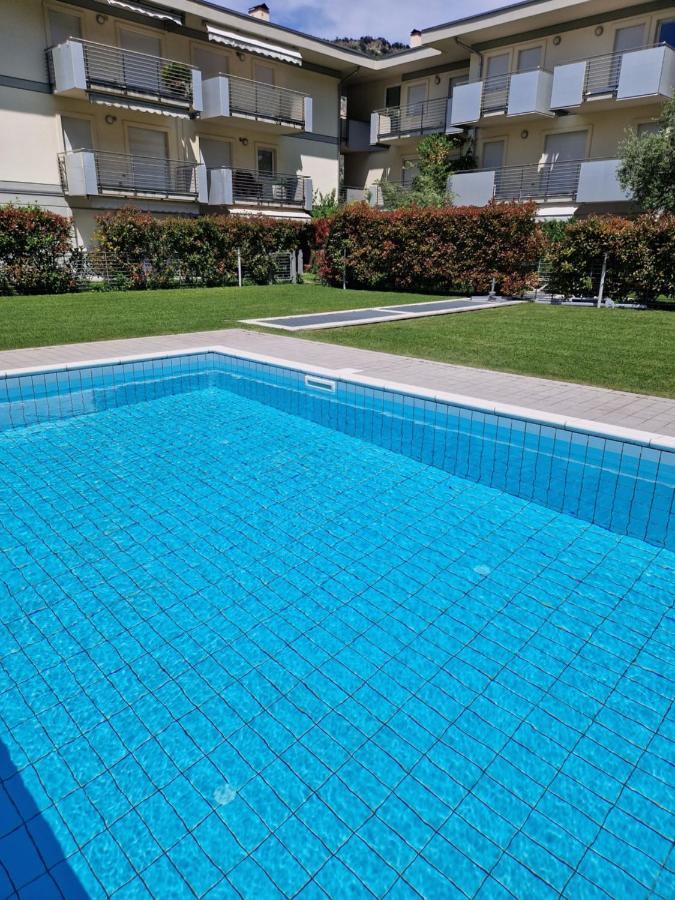 Апартаменти Garden & Pool Perugini Torbole Sul Garda Екстер'єр фото